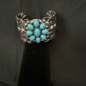 Silver southwestern bracelet